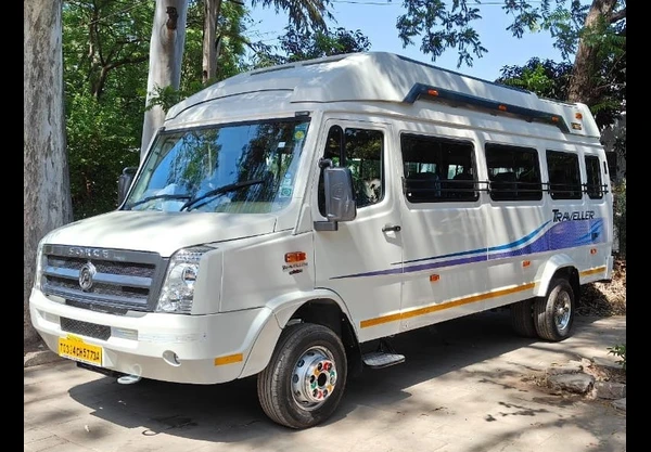 26 Seater Tempo Traveler in Chandigarh