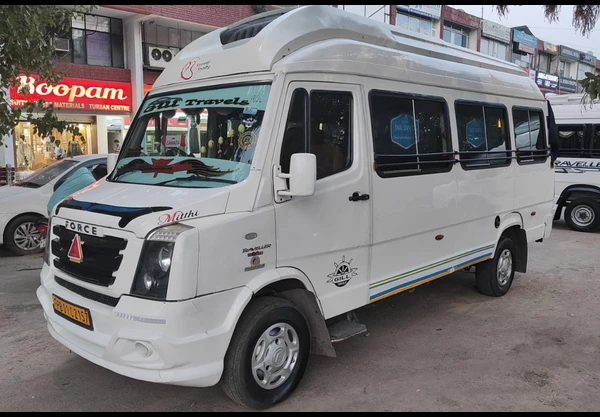 Maharaja Tempo Traveler in Chandigarh